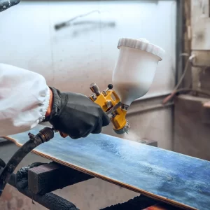 master-painter-factory-industrial-painting-wood-with-spray-gun